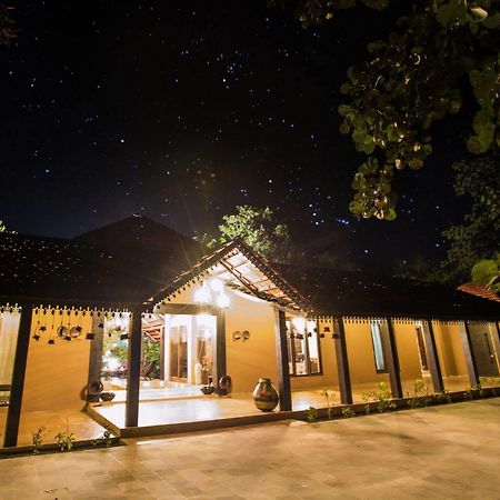 Vannraj Resort And Spa Khawāsa Eksteriør billede