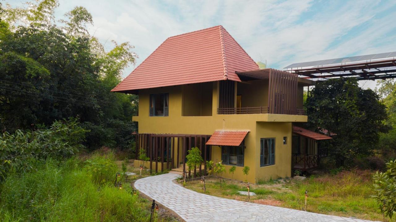 Vannraj Resort And Spa Khawāsa Eksteriør billede