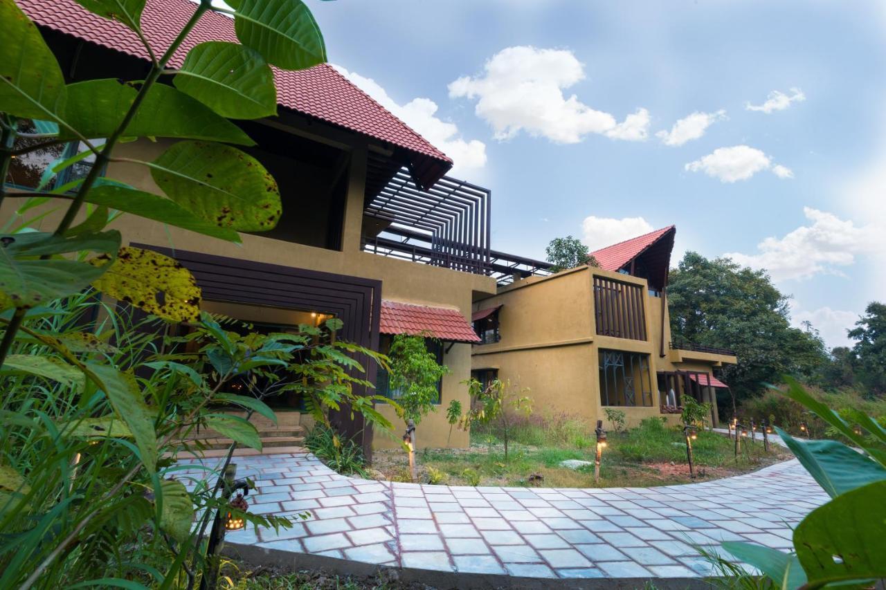 Vannraj Resort And Spa Khawāsa Eksteriør billede
